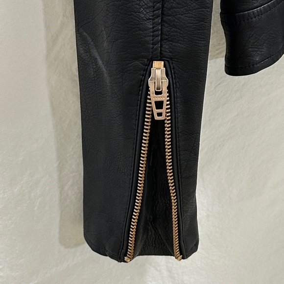 Blank NYC Faux Leather Moto Jacket Size XS - Picture 4 of 8